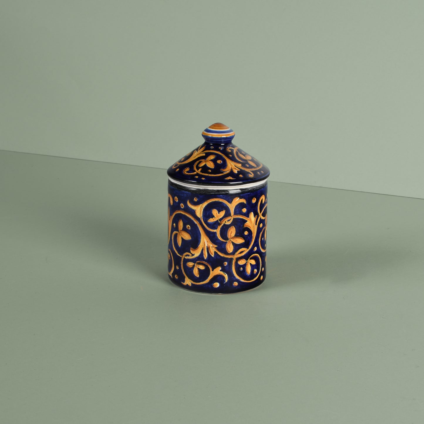 Scented candle