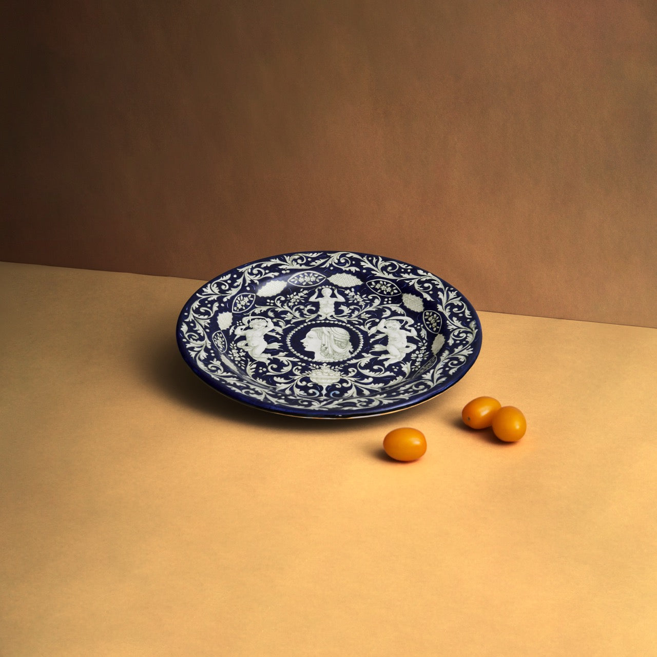 Decorative plate