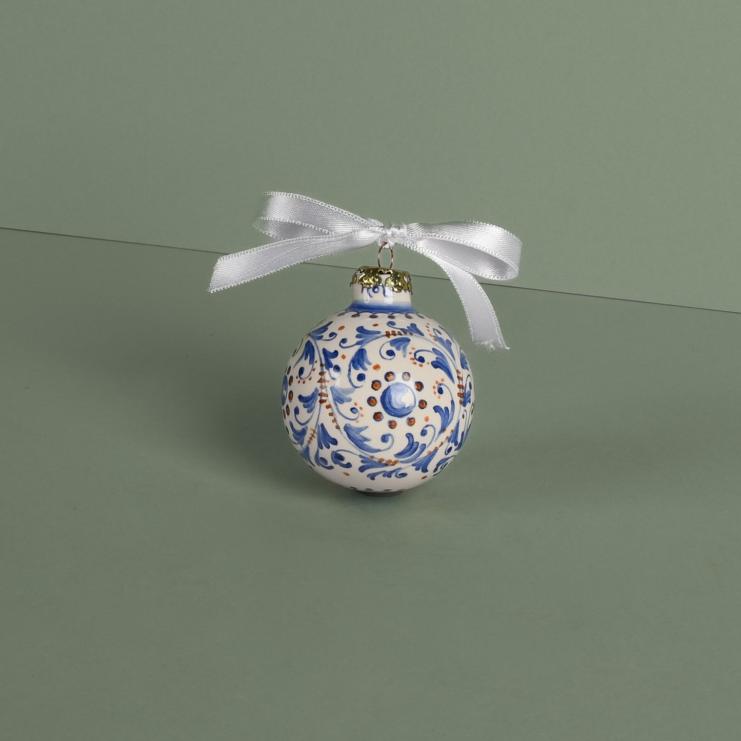 Round Christmas ball