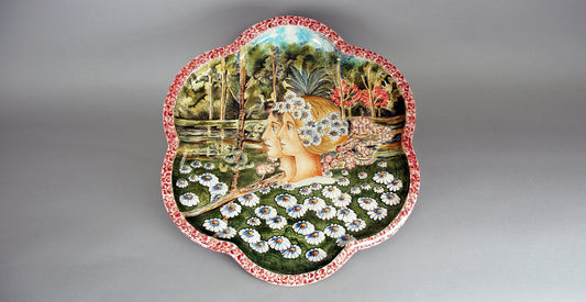 Pink six-lobed plate